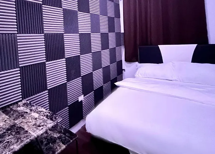 Private With Ac And Fan At Ekg House Aparthotel *