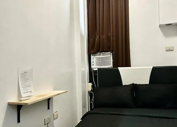 Aparthotel Private With Ac And Fan At Ekg House Manila