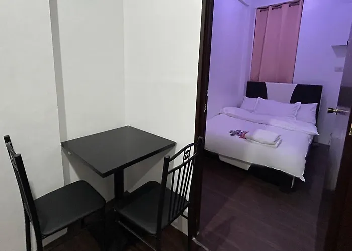 Private With Ac And Fan At Ekg House